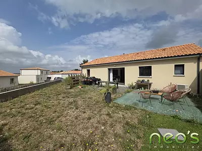 Maison, 77 m²