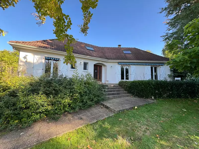 Maison, 180 m²
