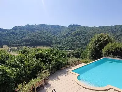 Maison, 276 m²