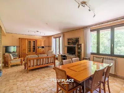 Maison, 296 m²