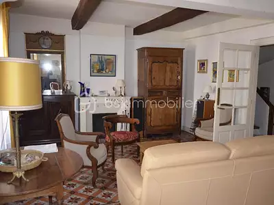 Maison, 228 m²
