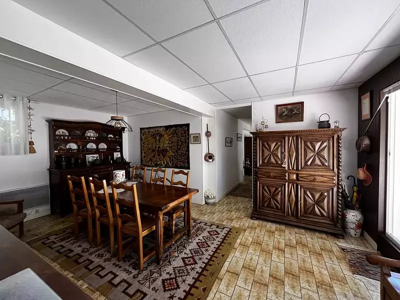 Maison, 180 m²