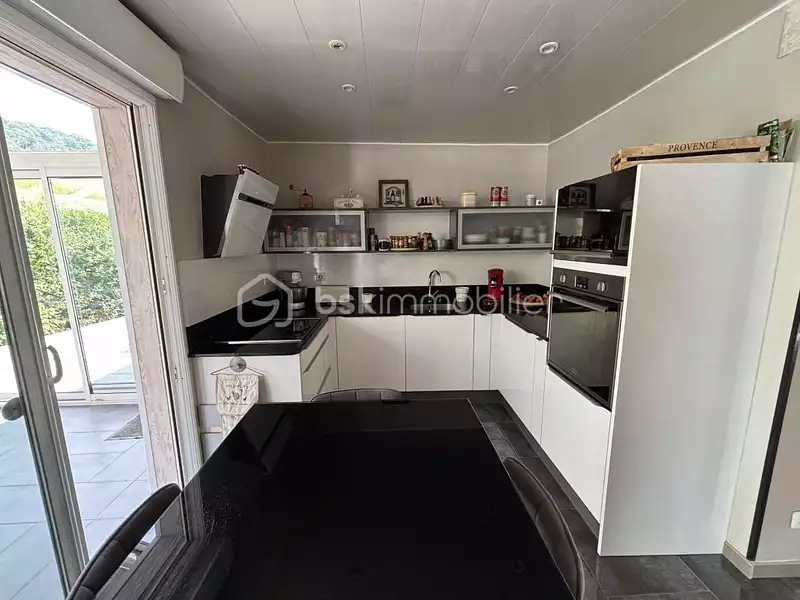 Maison, 127 m²