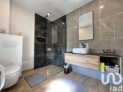 Maison, 200 m²