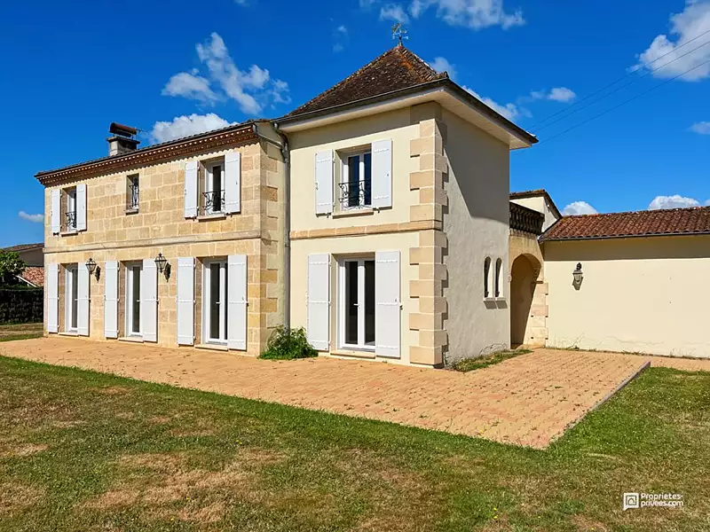 Maison, 177 m²