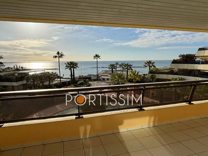 Appartement, 156,59 m²