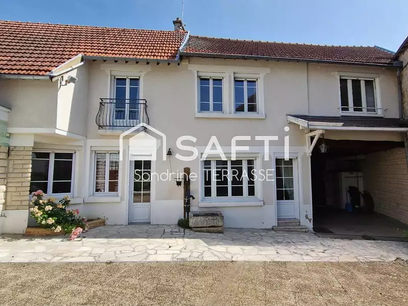 Maison, 122 m²
