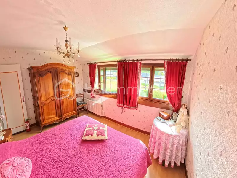 Maison, 250 m²