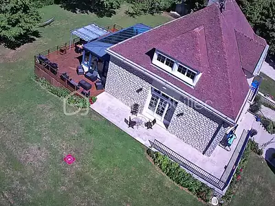 Maison, 303 m²
