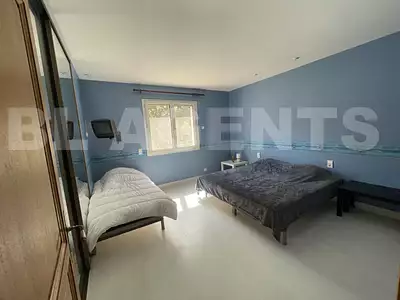 Maison, 340 m²