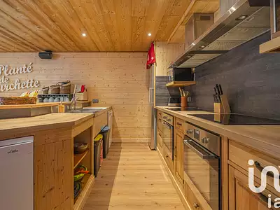 Maison, 377 m²