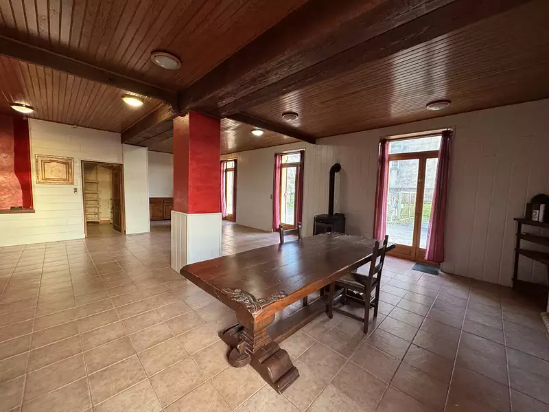 Maison, 197 m²