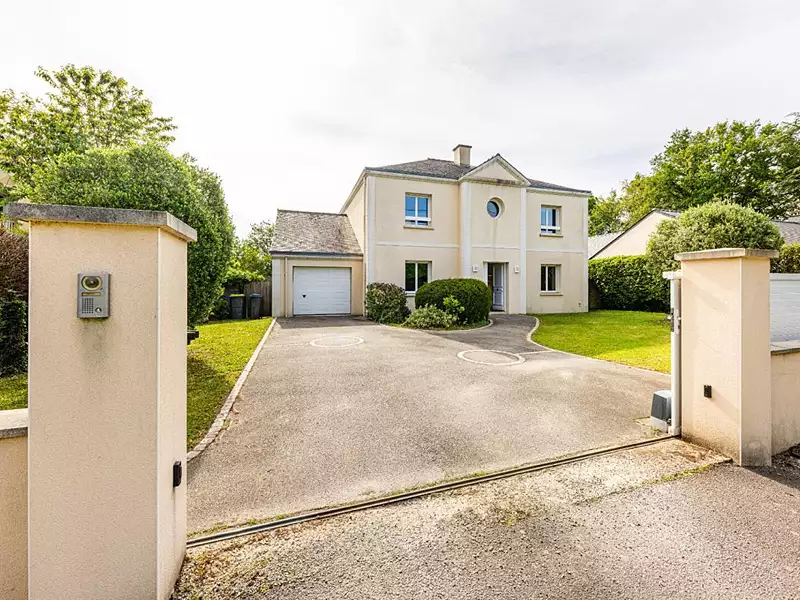 Maison, 160 m²