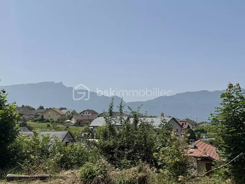 Terrain, 552 m²