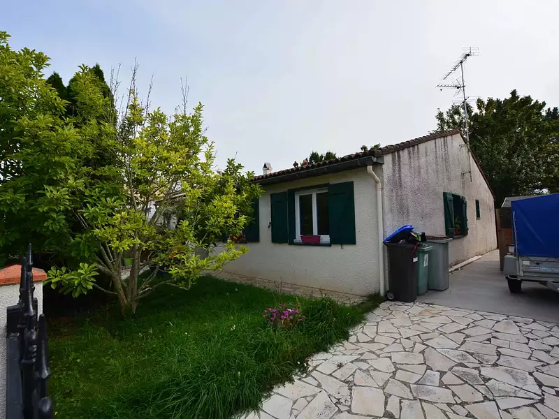 Maison, 83 m²