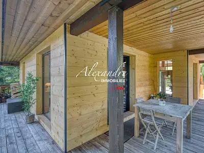 Maison, 166 m²