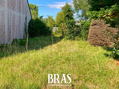 Terrain, 270 m²