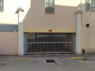 Parking, 15 m²