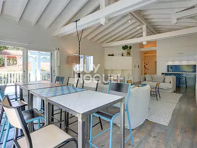 Maison, 153 m²