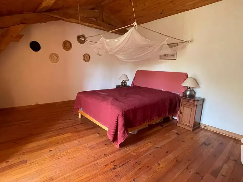 Maison, 223 m²