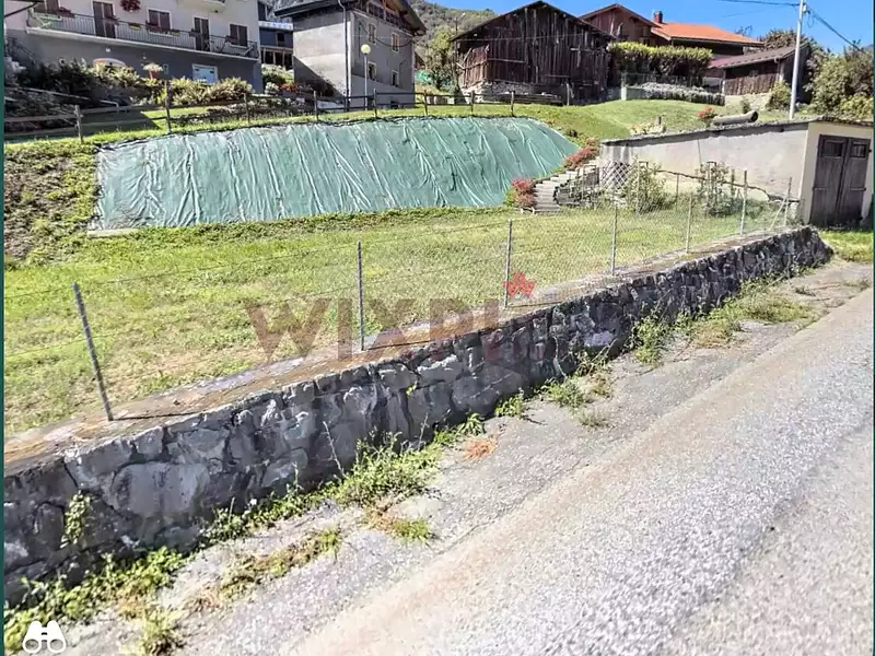 Terrain, 650 m²