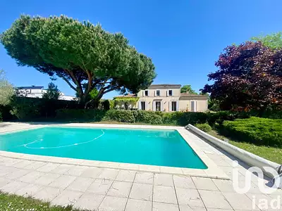 Maison, 268 m²