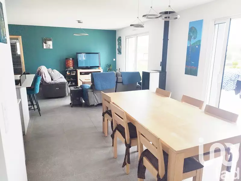 Maison, 102 m²