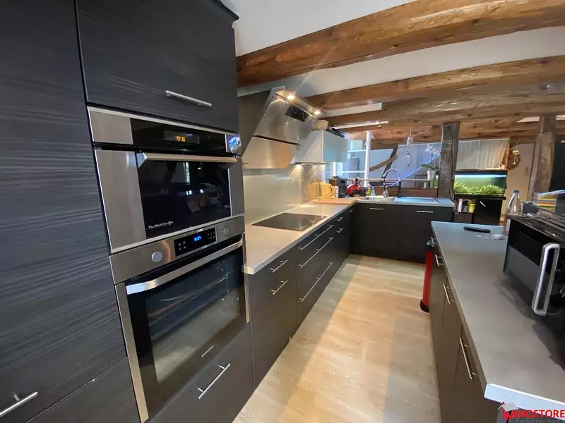 Maison, 370 m²