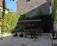 Maison, 355 m²