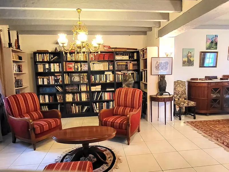 Maison, 215 m²