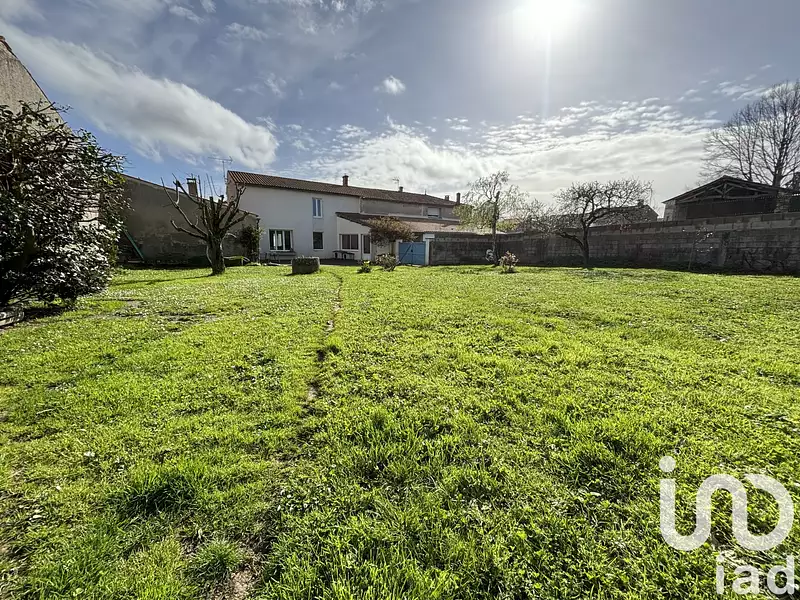 Maison, 180 m²