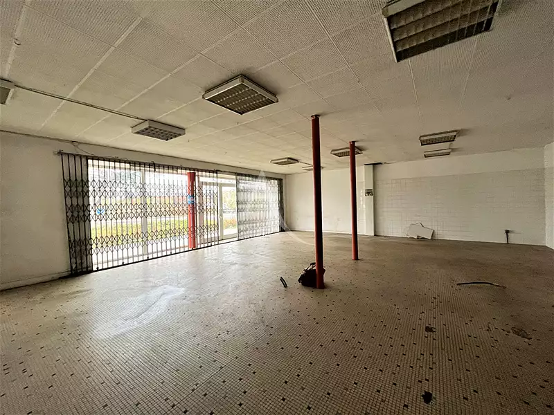 Immeuble, 90 m²