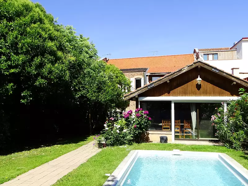 Maison, 301,74 m²