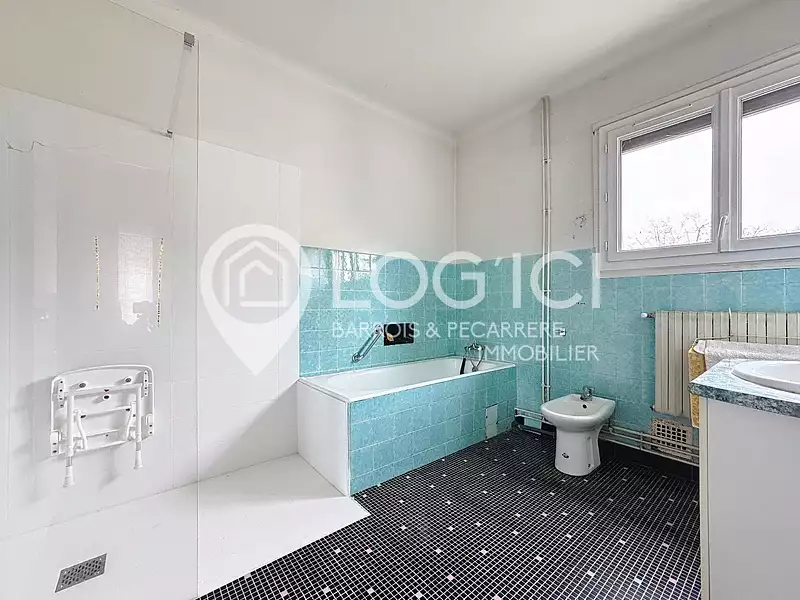 Maison, 146 m²