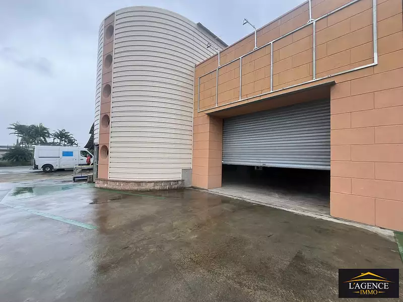 Divers, 414 m²