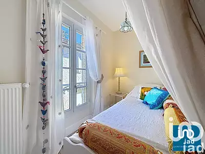Maison, 220 m²
