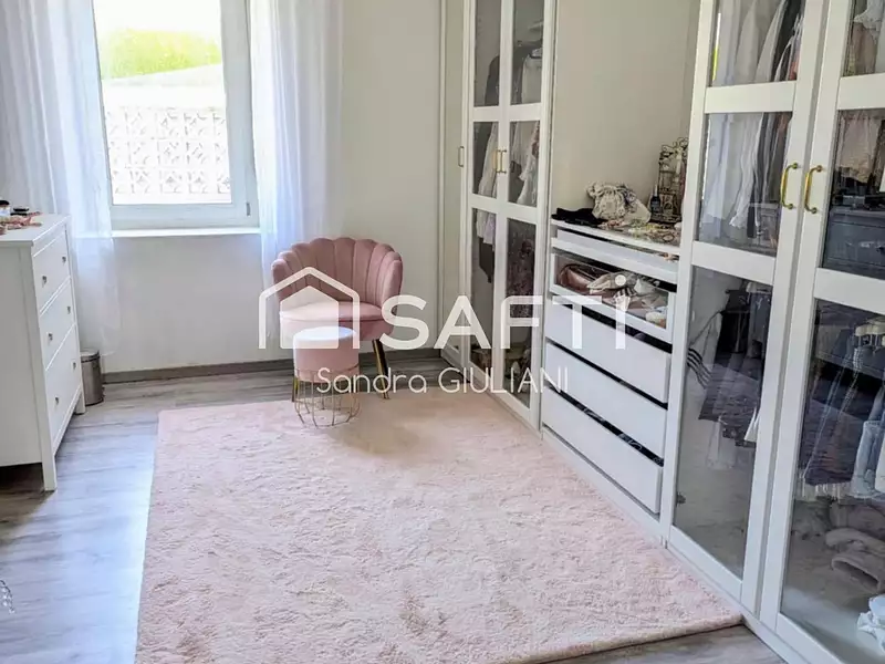 Maison, 155 m²
