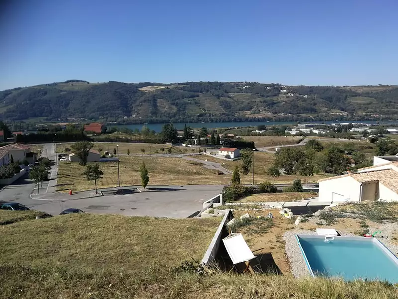Terrain, 744 m²