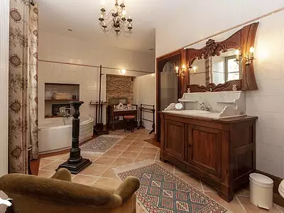 Maison, 550 m²