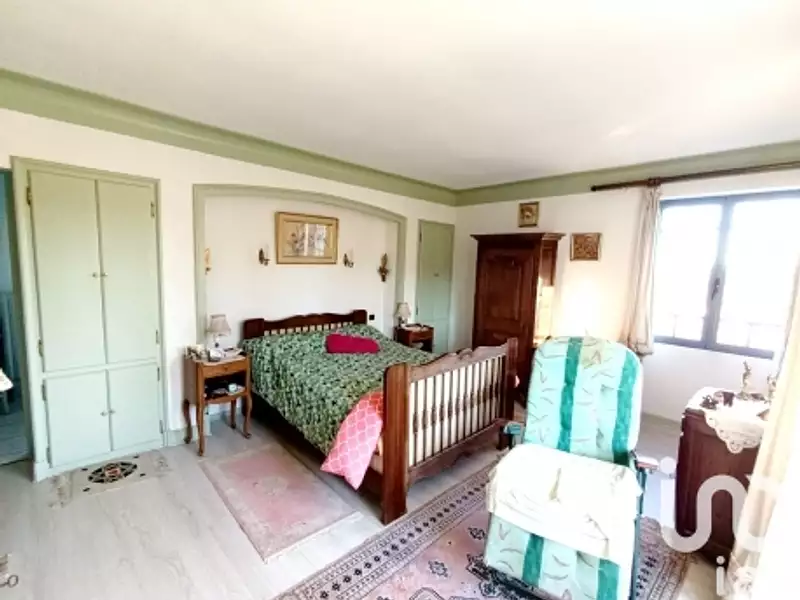 Maison, 218 m²