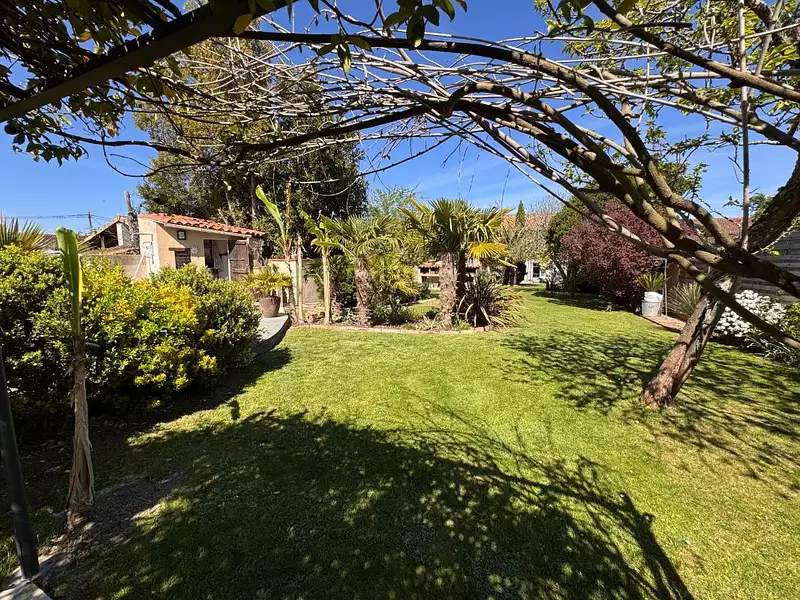 Maison, 240 m²