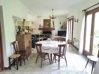Maison, 147 m²