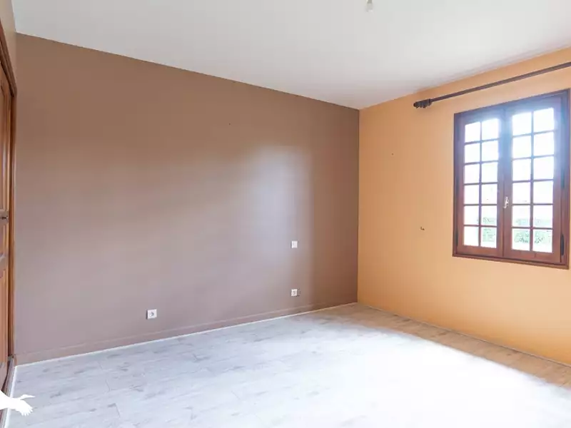 Maison, 221 m²