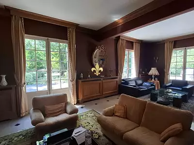 Maison, 280 m²