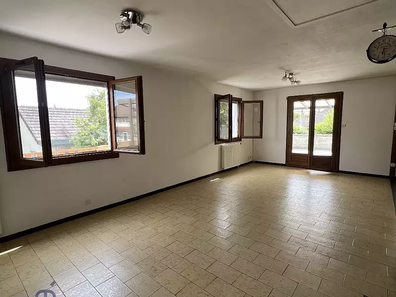 Maison, 168 m²