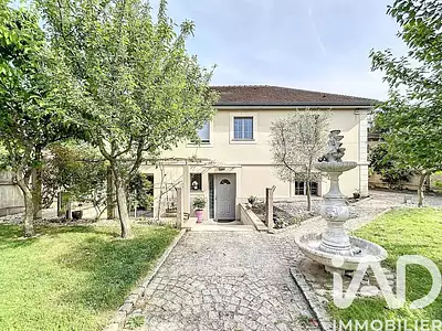 Maison, 205 m²