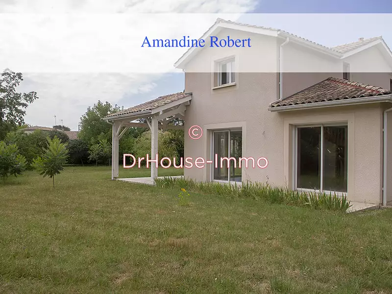Maison, 161 m²