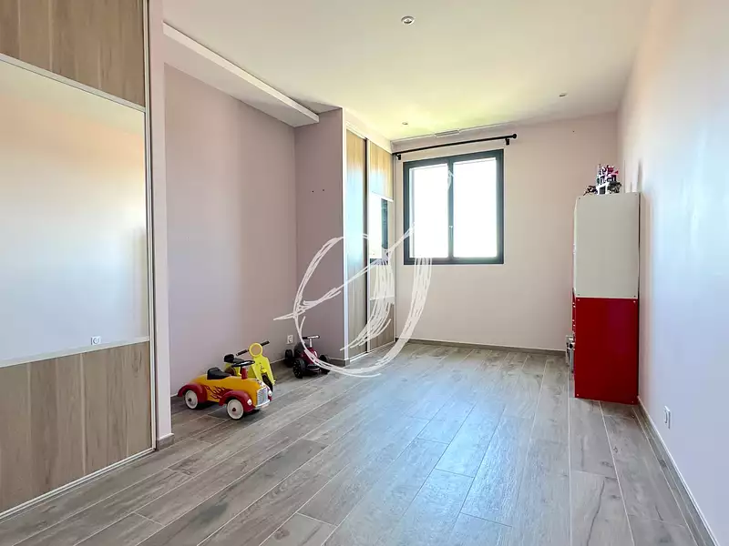 Maison, 179,97 m²