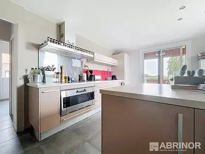 Maison, 220 m²
