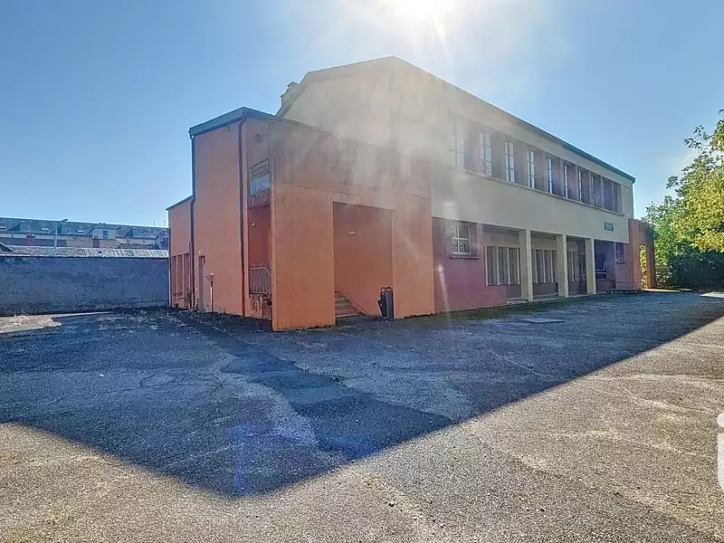 Divers, 900 m²